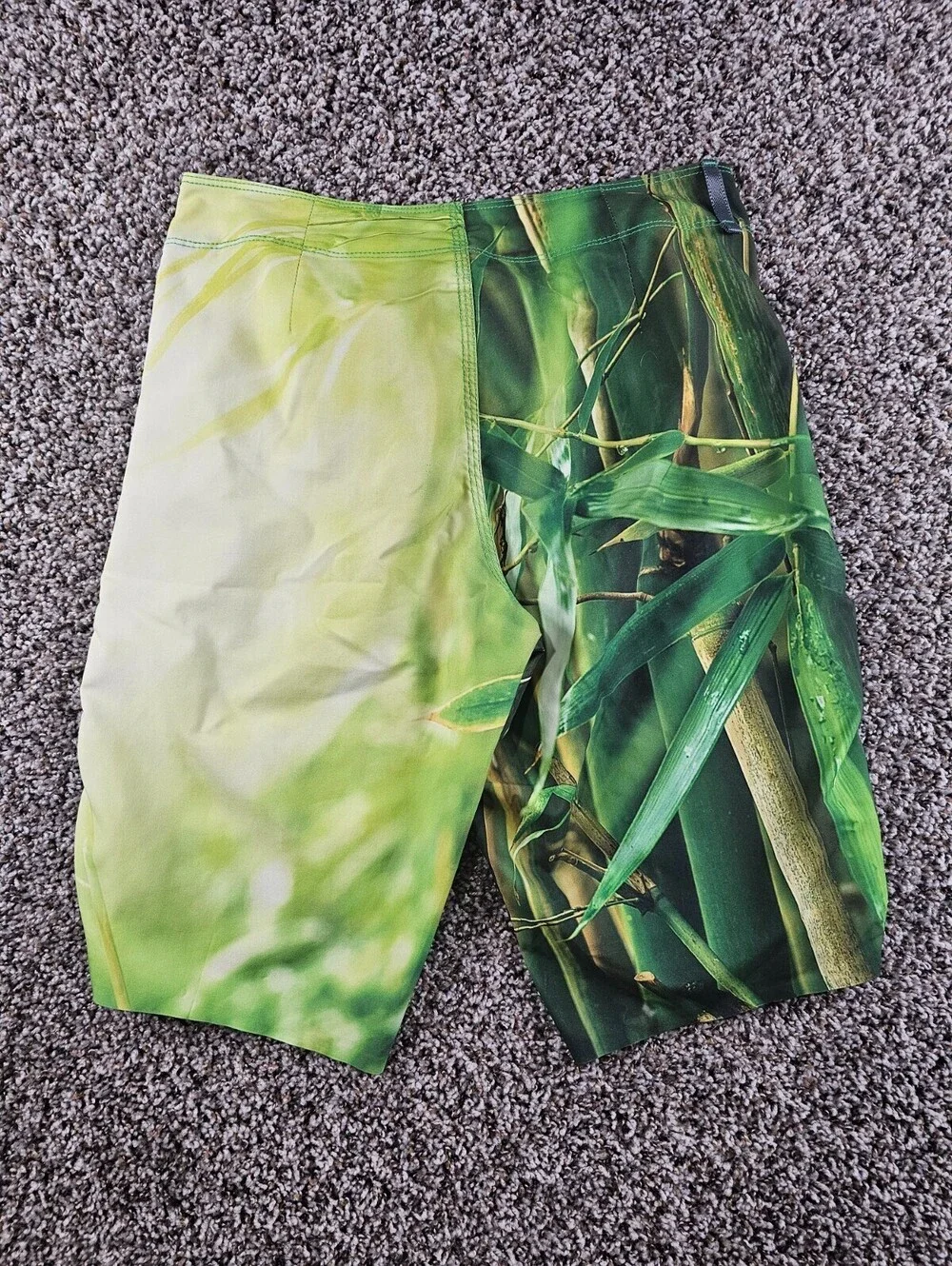 Body Glove Mens Sz 28 Board Shorts Swimsuit Bright Green Plant Print